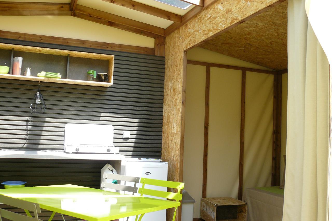 Camping Le Rey Louvie Juzon Экстерьер фото