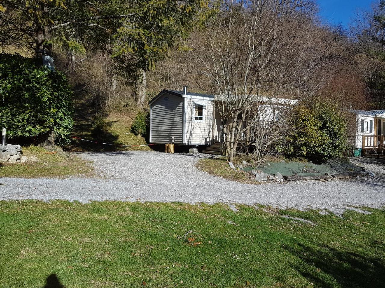 Camping Le Rey Louvie Juzon Экстерьер фото